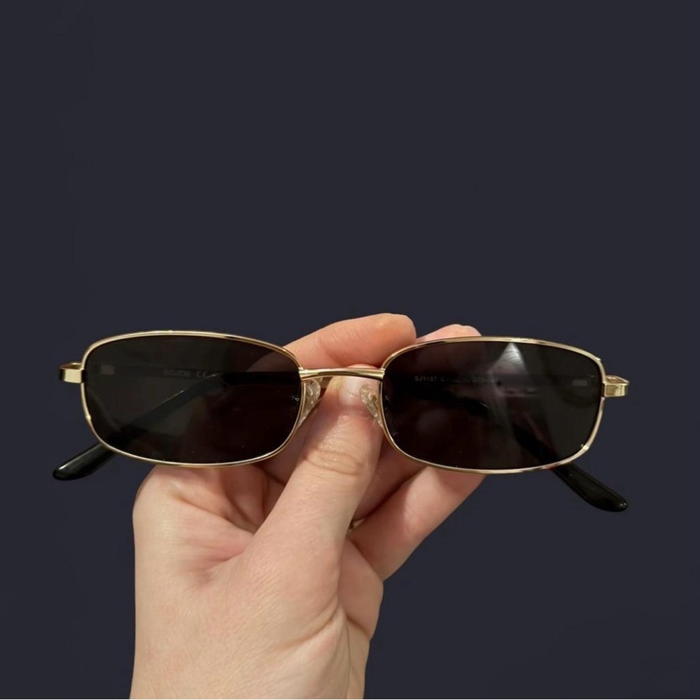 Gold Frame Rectangular Sunglasses